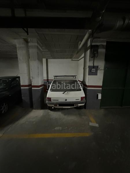 Foto 8d82f5ac-dd91-41e9-98e0-eb626012e94a. Aparcament cotxe a Úbeda