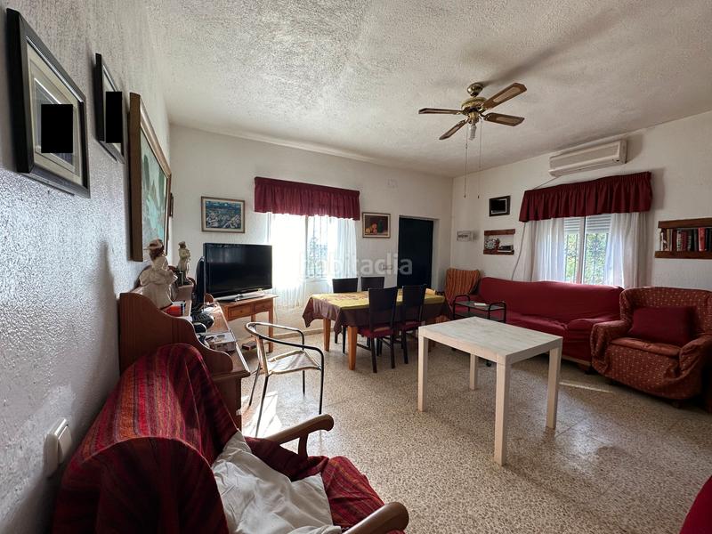 Foto 87b64acf-7d76-4c15-bcaa-1cbbc356a8ae. Chalet avec cheminée parking piscine dans Úbeda