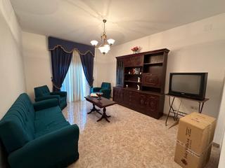Casa  N/a. Estupenda casa en jódar zona centro