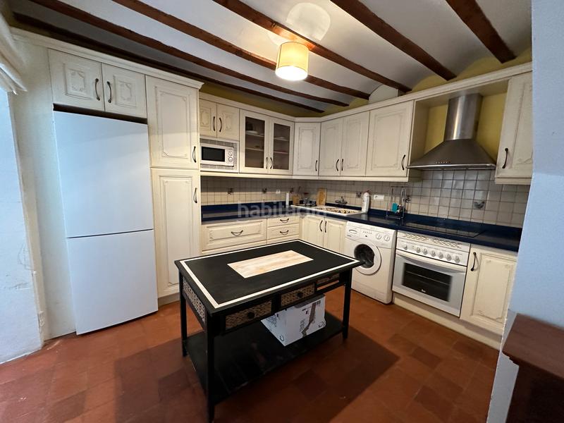 Foto 3b82e418-1229-4ce8-b064-66c6637387c4. Affitto casa con camino riscaldamento parcheggio in Úbeda