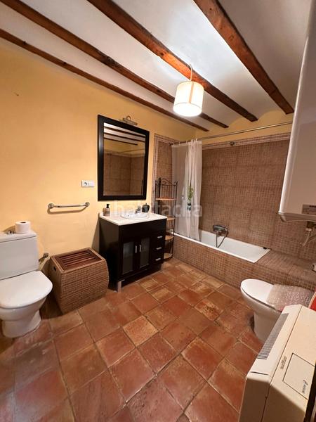 Foto 8c8a41e5-4f8f-4f53-8e63-a7a3cd7c500a. Affitto casa con camino riscaldamento parcheggio in Úbeda