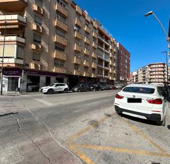Lloguer Local Comercial  Avenida ramón y cajal. Se alquila local en avenida ramón y cajal