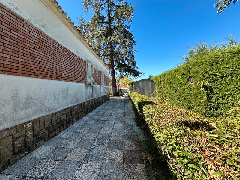 Foto d73397cb-7816-4fb0-bc0f-637b6f4c5ee3. Chalet estupendo chalet en la yedra urbanización privada en Baeza