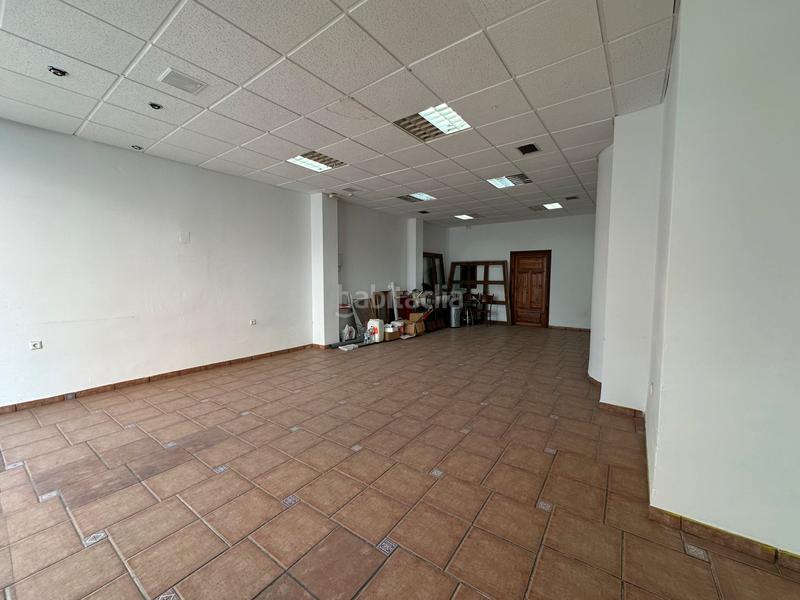 Foto 9f2e5163-7a29-4c46-bc2b-6f7f0ff52fbd. Lloguer local comercial a Úbeda