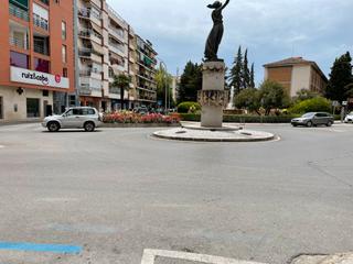 Local Comercial  Calle manuel barraca. Se vende estupendo local zona explanada