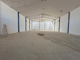 Miete Fabrikhalle  Calle artesanía. Se alquila estupenda nave industrial polígono los cerros