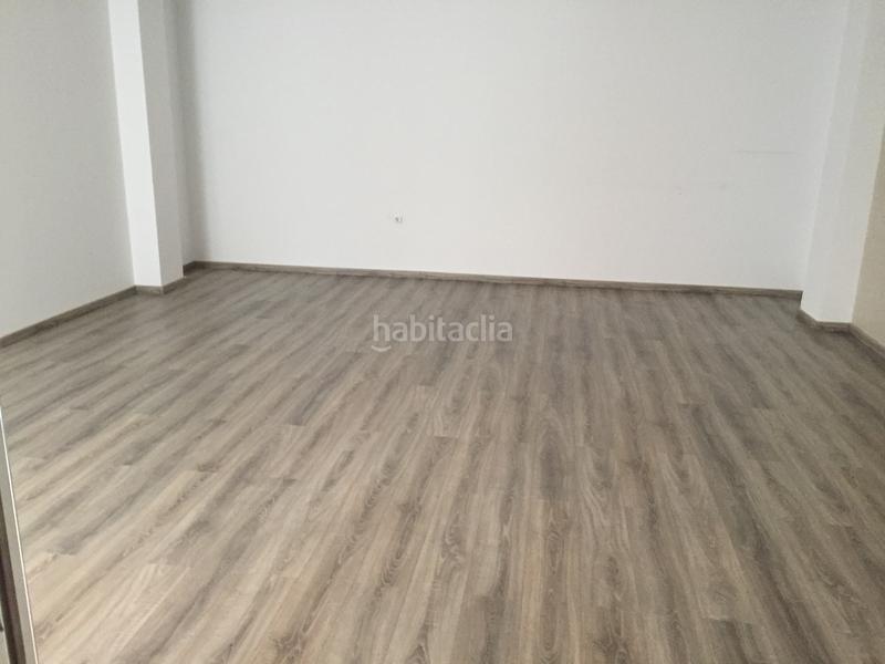 Foto 6542e347-f82f-4251-ba8e-6fd1a7560177. Local comercial a Úbeda