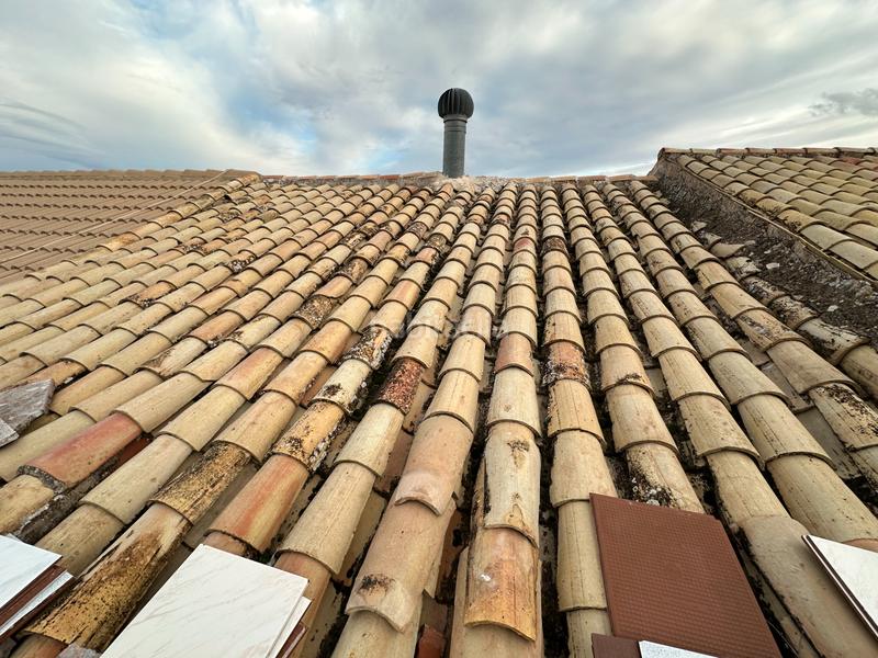 Foto de612d60-b330-45fd-8fd4-2d82745b1acc. Maison avec cheminée dans Jódar