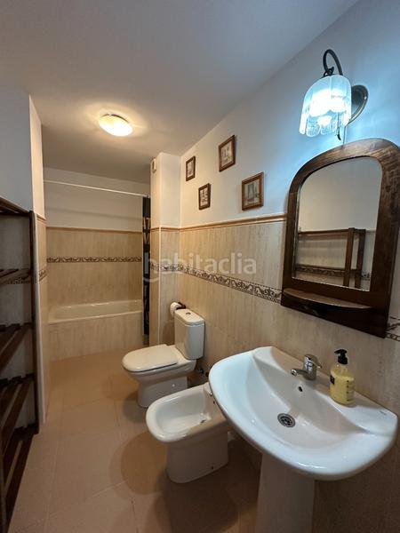 Foto b8ea0075-5a8a-416b-861d-11967788f4fc. Dúplex estupendo dúplex zona torrenueva en Úbeda