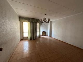 Pis  Avenida antonio machado. Se vende piso para reformar zona avenida antonio machado