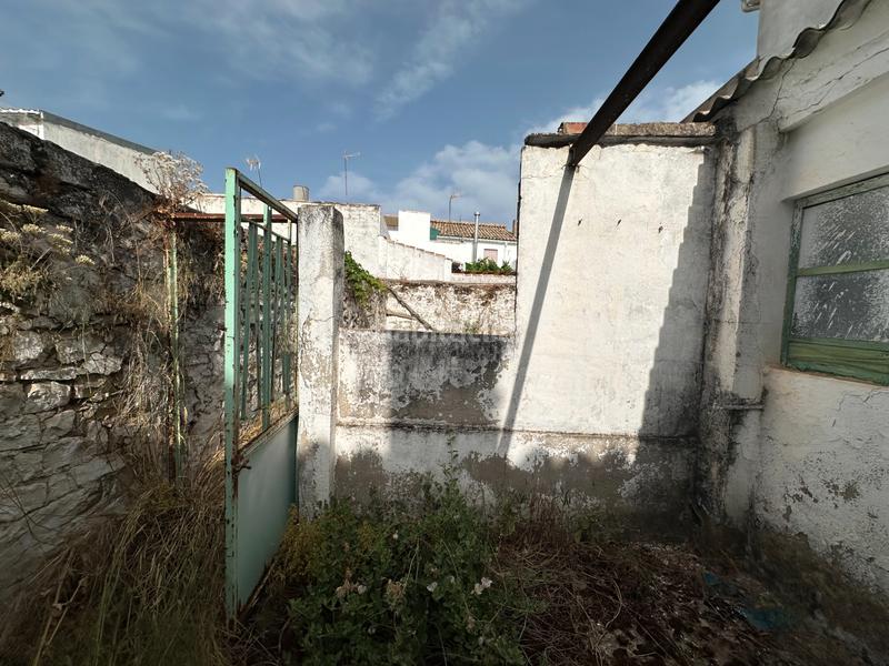 Foto 4c7dbc72-ddb9-44ce-8c49-d18ef73bf753. Casa amb xemeneia a Sabiote