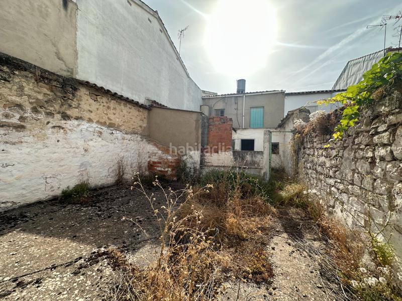 Foto 8b8e4de9-83dd-40a9-b77e-909eb0ff68a1. Casa amb xemeneia a Sabiote