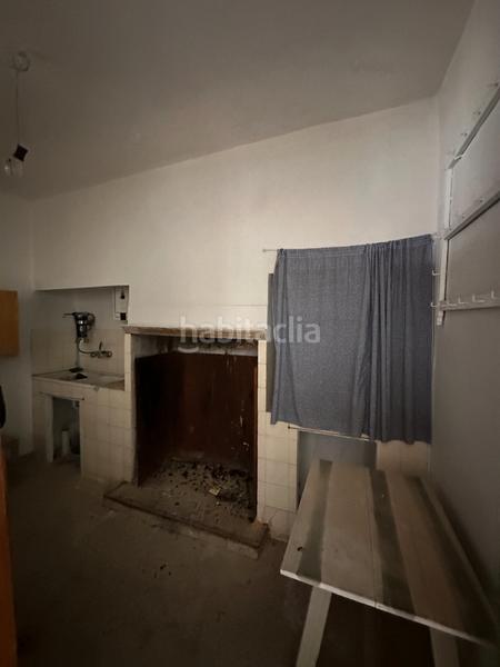 Foto b0fa951d-0674-4b45-9073-a71f34f55597. Casa amb xemeneia a Sabiote