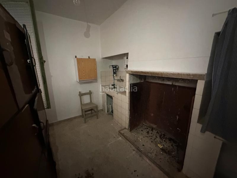 Foto b599ec3a-b798-4182-99f9-1392e959f71d. Casa amb xemeneia a Sabiote