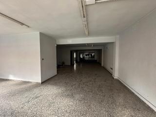 Local Comercial a Úbeda. Se vende local en avenida ciudad de linares