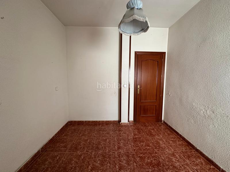 Foto 2f47d3f8-8218-4ddd-9bd4-66ab11fba0a4. Piso estupendo piso zona barrio puerta el sol en Úbeda