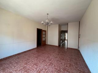Pis a Úbeda. Estupendo piso zona barrio puerta el sol