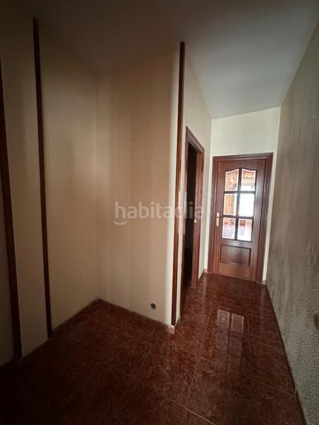 Foto 78d6f5f3-ac19-4fd9-a022-fbeb512f208d. Piso estupendo piso zona barrio puerta el sol en Úbeda