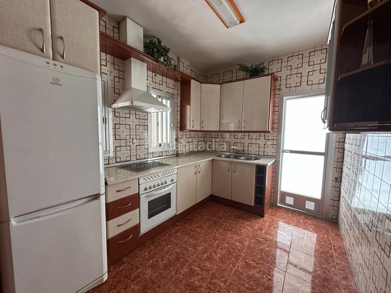 Foto d5530cad-5a29-425e-824e-f5403beb8419. Piso estupendo piso zona barrio puerta el sol en Úbeda