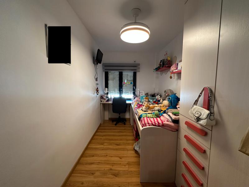 Foto d80c6aea-d0ca-4f05-9b7f-daf74dab00cd. Piso estupendo piso en avenida antonio mahcado en Úbeda