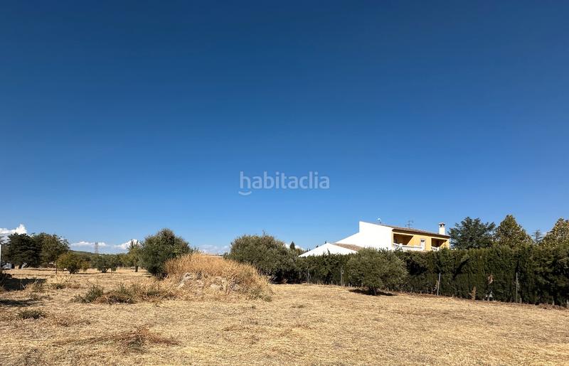 Foto f3e38a96-fa23-4d87-ba79-59528c4677e4. Terreno residenziale in Úbeda