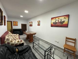 Maison  Calle francisco de los cobos. Estupenda casa zona plaza primero de mayo, salvador