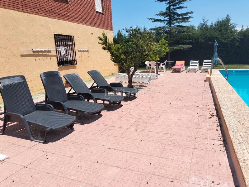 Foto 30d73298-f911-476a-8d54-78f6ac3085b0. Chalet estupendo chalet a 2 min en Úbeda