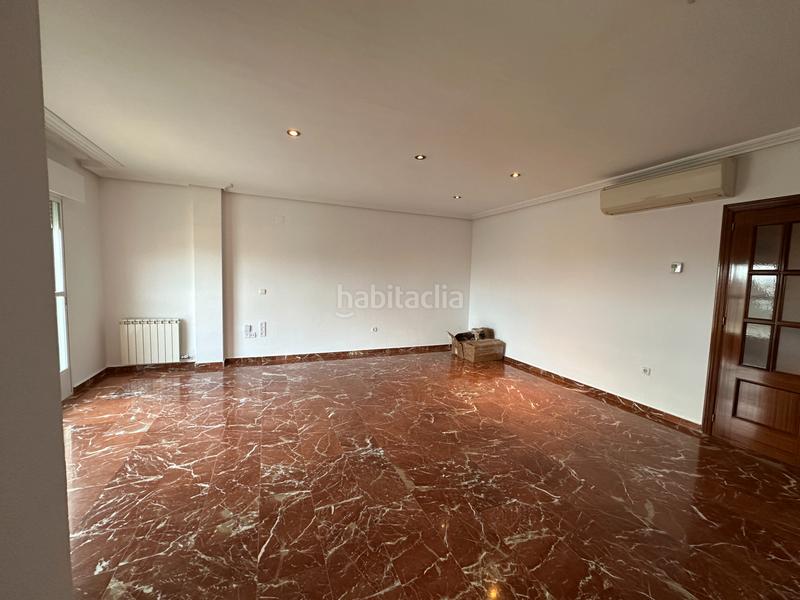 Foto 6a1c516f-a015-430f-8f92-8517c57c831a. Affitto appartamento con riscaldamento parcheggio piscina in Úbeda