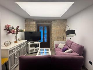 Location Duplex  Plaza primero de mayo. Se alquila precioso dúplex zona plaza primero de mayo