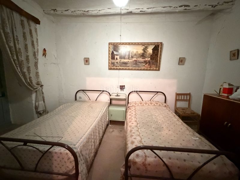 Foto 30d7b4f7-c74a-4b9c-8fe2-8f5d203513e4. Casa amb xemeneia a Úbeda