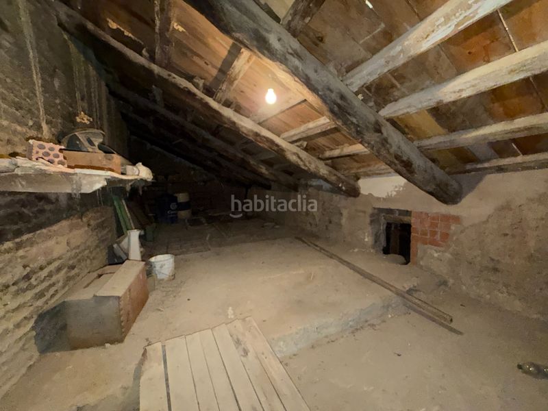 Foto cab68424-8bc6-4406-b302-d577328799cf. Casa amb xemeneia a Úbeda