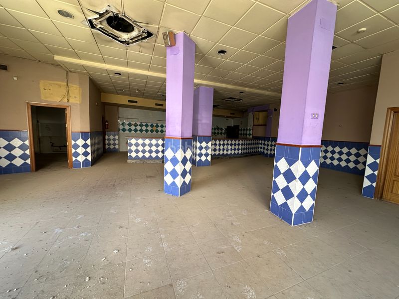 Foto c64235ee-9464-4679-b4e6-fdbf9d7dfa5d. Local comercial a Úbeda