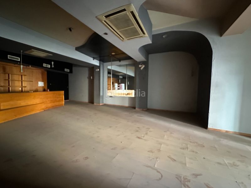 Foto f6e4fc5e-6bb5-492f-9754-e81bb9f81686. Local comercial a Úbeda