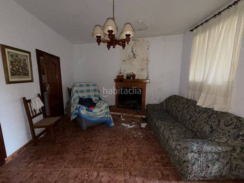 Foto 4af1bb4d-7cdc-4a27-84e2-c8fe15e45c89. Casa amb xemeneia aparcament a Úbeda