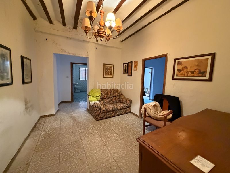 Foto dc2b3f8f-98ab-4370-b7d1-e04ebc68a116. Casa amb xemeneia aparcament a Úbeda