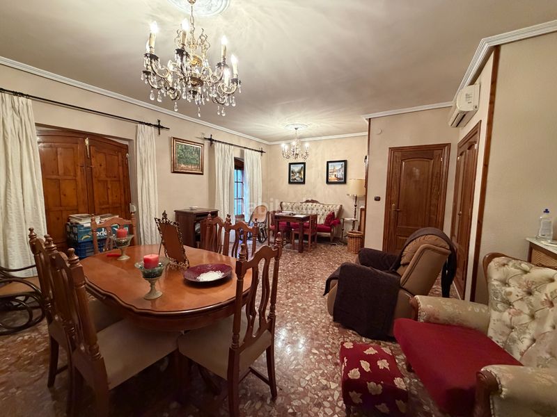 Foto ca4f7ed2-aa44-440d-9b37-b180f7ac1d2a. Casa amb calefacció aparcament a Úbeda