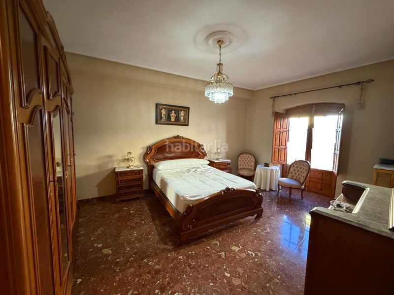 Foto f54d3de6-75a6-46c8-a67f-13b5393c540f. Casa amb calefacció aparcament a Úbeda