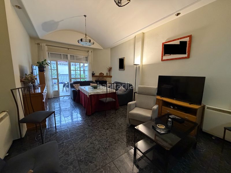 Foto 3e8041ef-7d3d-4c04-b9ed-cd8a70145976. Casa amb xemeneia calefacció aparcament a Úbeda
