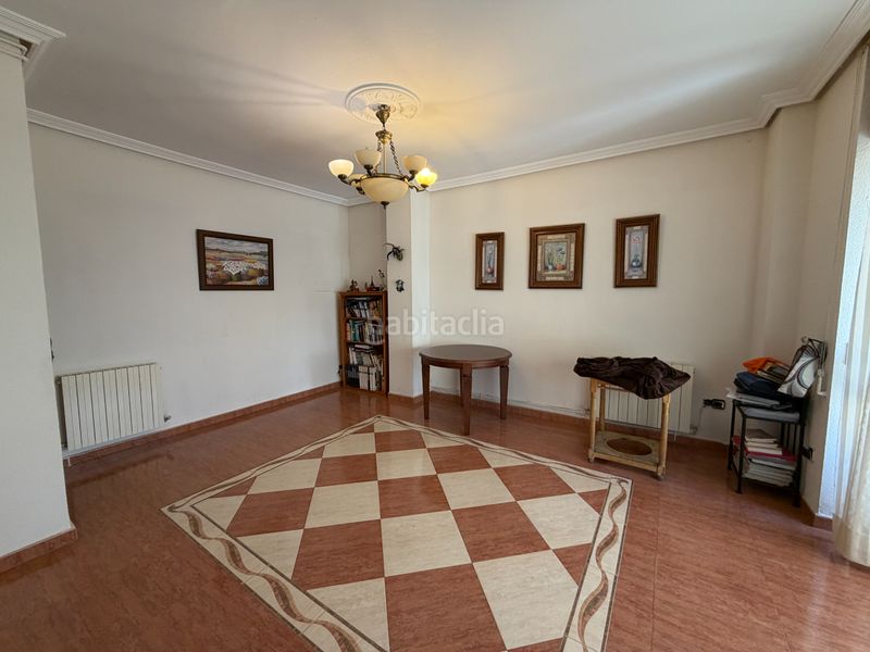 Foto 266c7c80-1f43-4ca0-b547-1fb6cd97e3c1. Pis amb calefacció a Úbeda