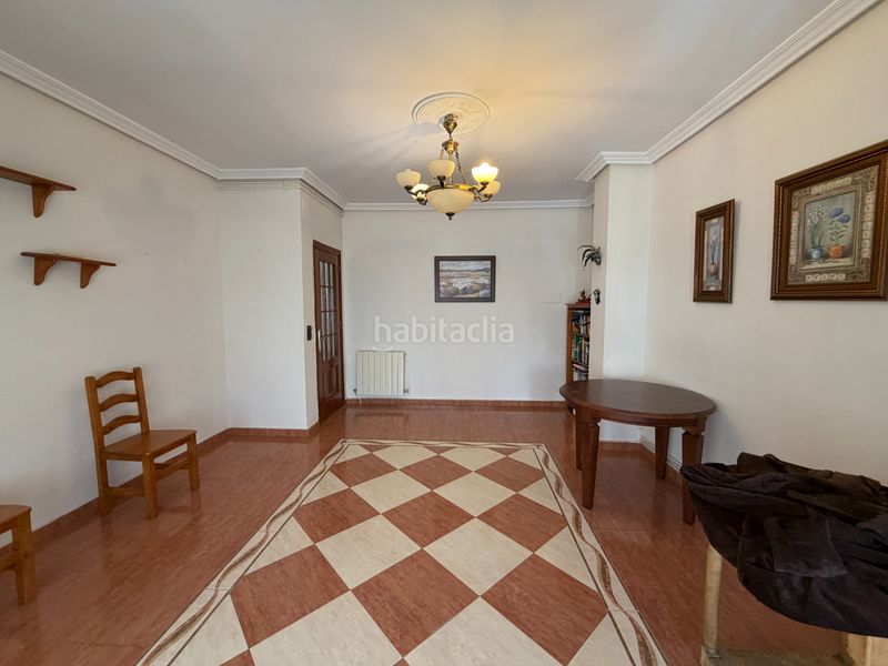 Foto 2f4c918f-2636-4a36-9331-cb215b8cb7c8. Pis amb calefacció a Úbeda