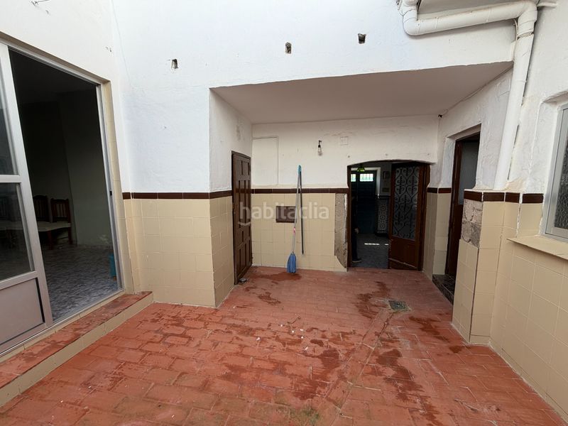 Foto 16cf7adb-7806-484c-879e-776a8e8630a7. Casa amb xemeneia a Úbeda