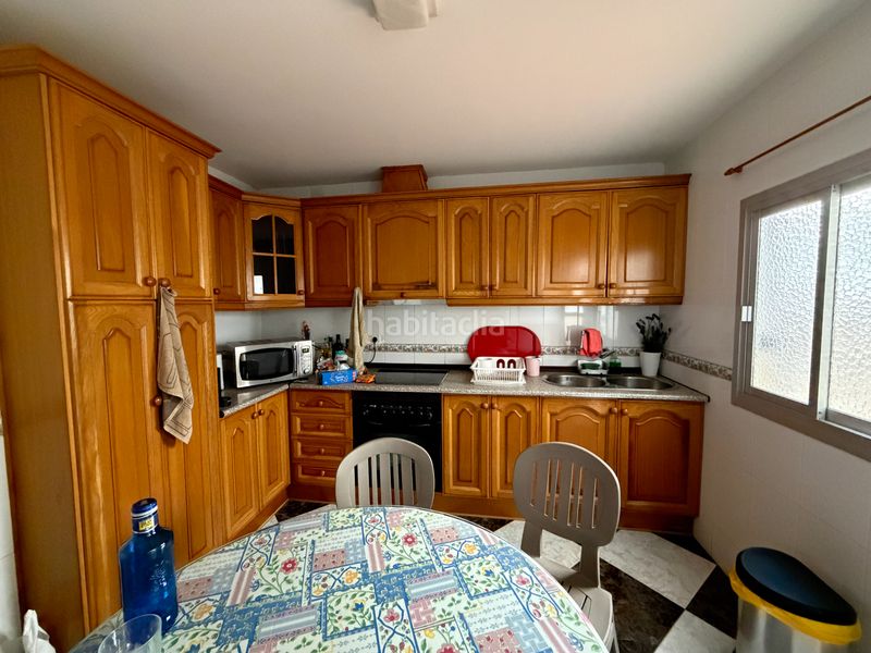 Foto 4d837808-1fb0-43a8-bff6-4fc929d2aadc. Casa amb xemeneia a Úbeda