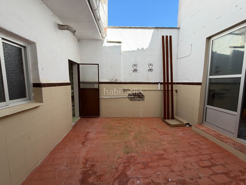 Foto 651036a6-fd6a-45b2-bac0-a8056214e083. Casa amb xemeneia a Úbeda