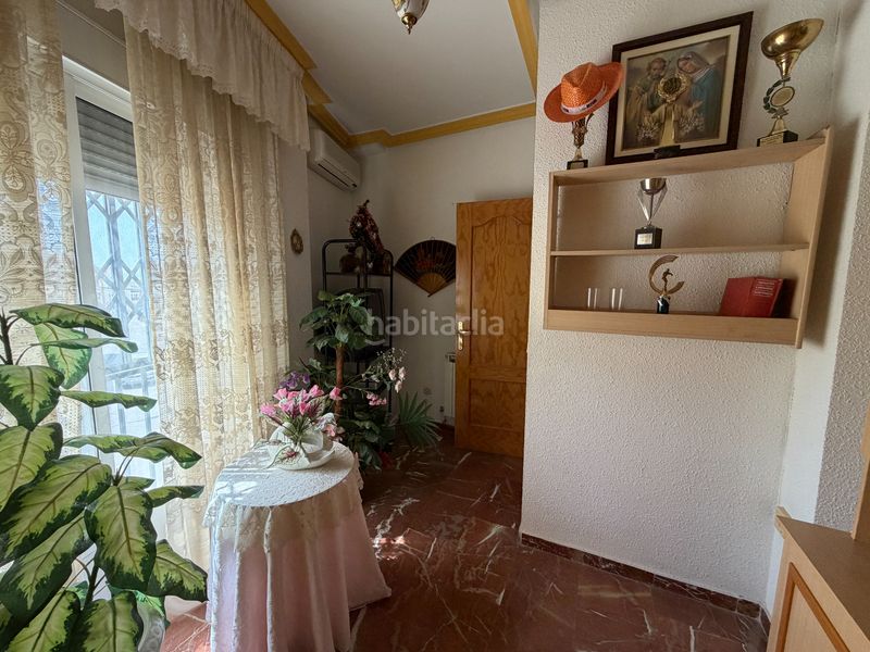 Foto 5ce8e492-8d21-4e62-90bc-afd473bf922f. Casa amb xemeneia calefacció aparcament a Úbeda