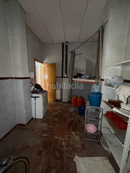 Foto a9f7b4c6-acbc-48d6-b306-99d854f029de. Casa amb xemeneia calefacció aparcament a Úbeda