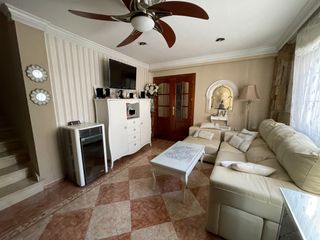 Casa  Plaza jaén. Estupenda casa zona barrio la guita