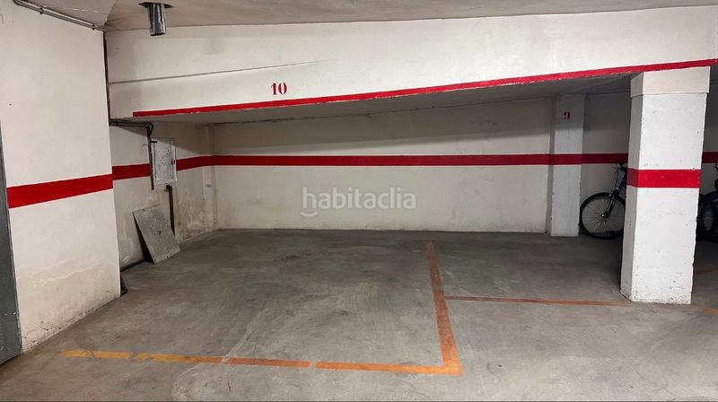 Foto 8a5f1cc8-94e2-4cb9-b6aa-e0f8da5f6adf. Aparcament cotxe a Úbeda