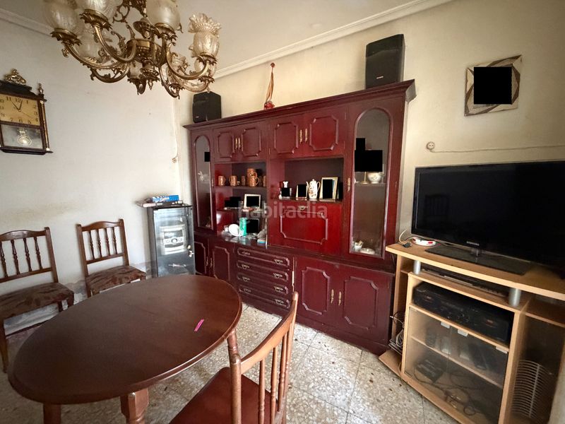 Foto 7f1b594d-d28c-49bd-a726-482f89845f0a. Casa a Úbeda