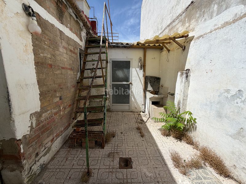 Foto bc02109f-665e-4b67-a162-94ea24e468a3. Casa a Úbeda