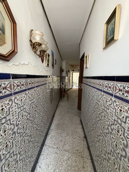 Foto d653b834-90ac-4d58-8fb9-a27229aa8d43. Casa a Úbeda